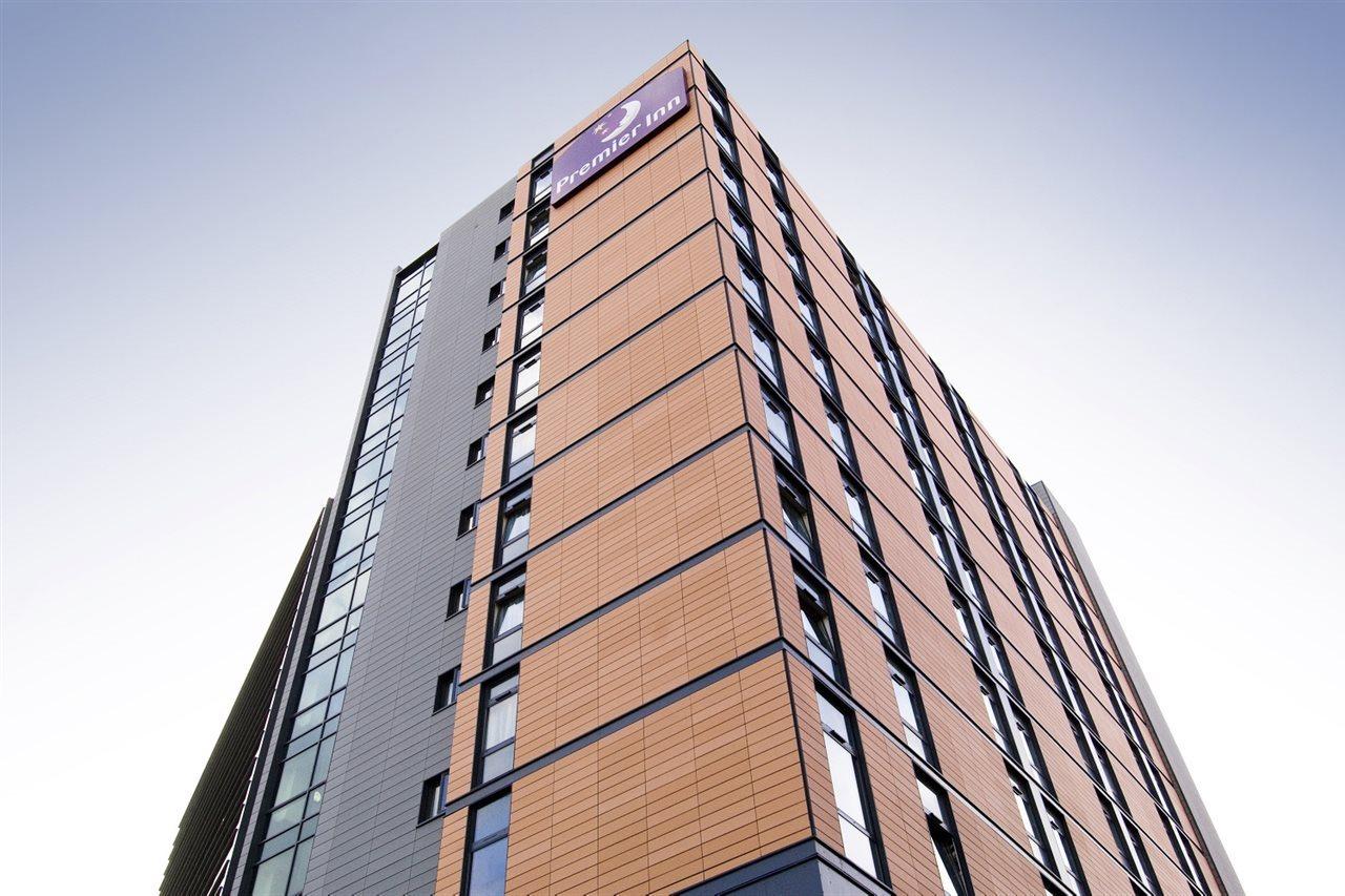 Premier Inn Sheffield City Centre Екстериор снимка