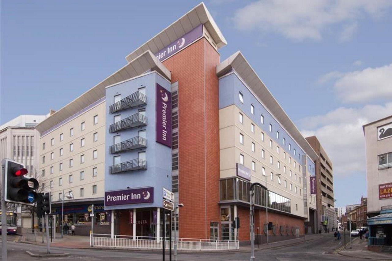 Premier Inn Sheffield City Centre Екстериор снимка