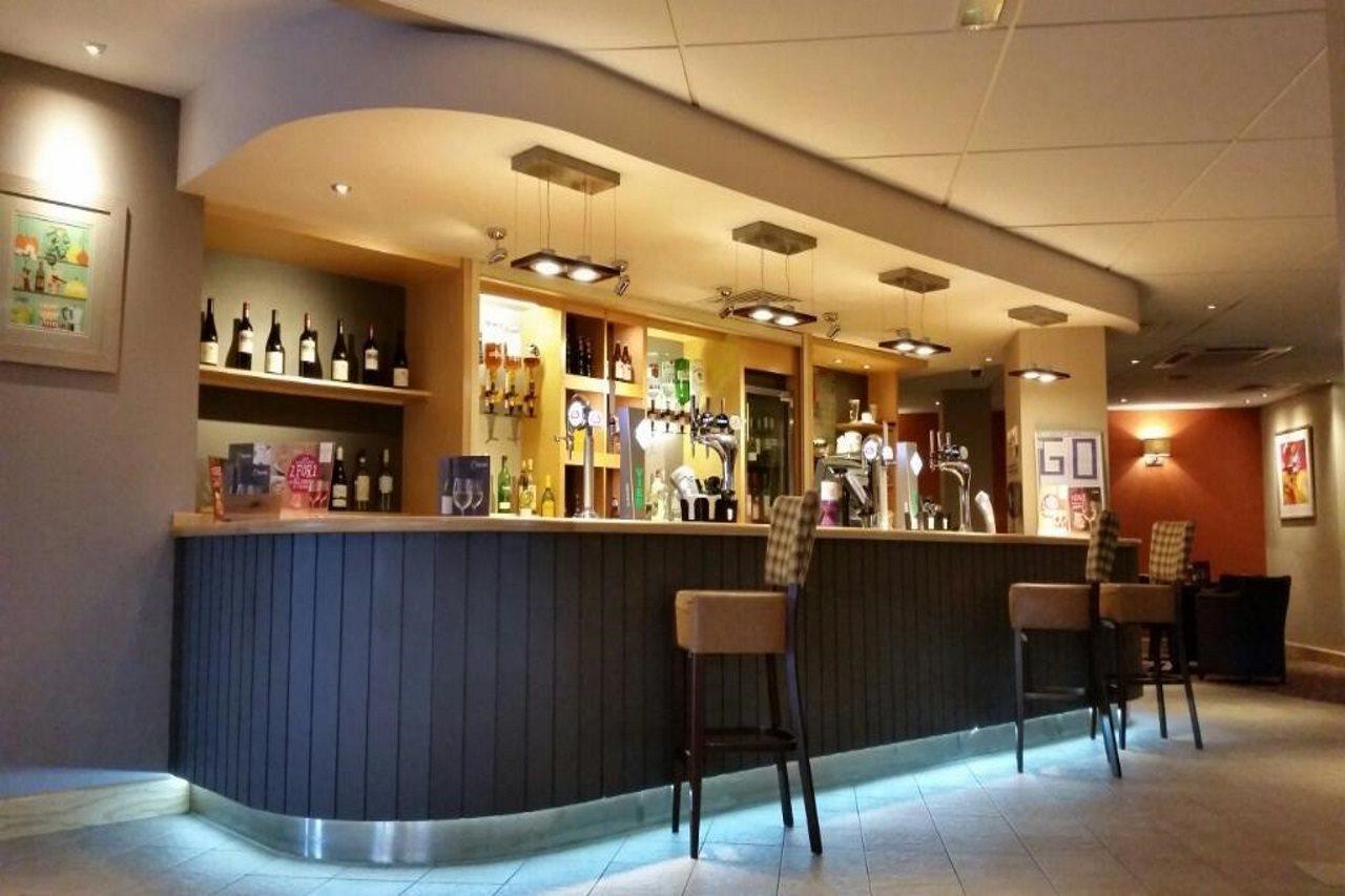 Premier Inn Sheffield City Centre Екстериор снимка