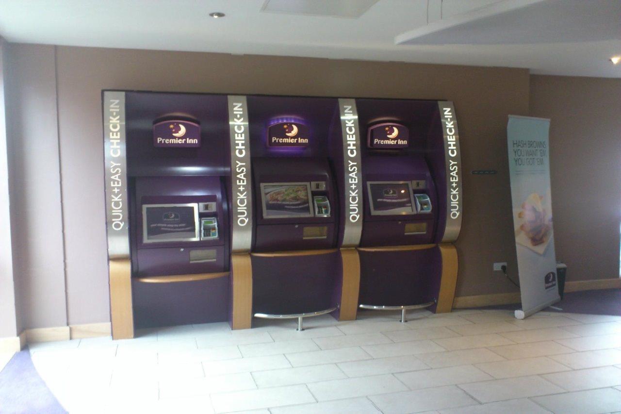 Premier Inn Sheffield City Centre Екстериор снимка